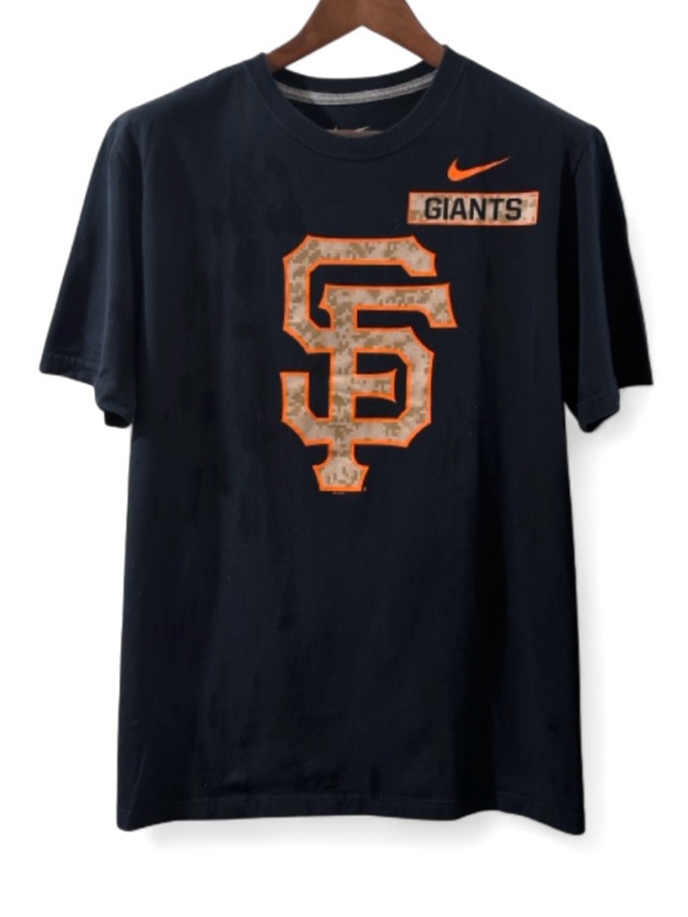 Nike MLB San Francisco Giants Military Camo Design T-Shirt Size Men’s Large